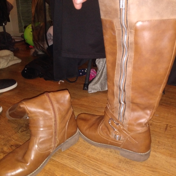 Stephany Boots - Picture 1 of 4